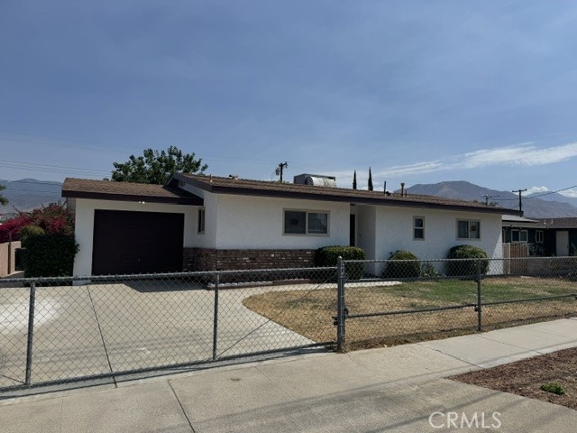 26722 Cypress Property Photo 1