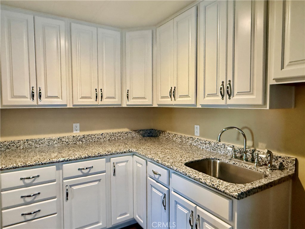 1456 E Philadelphia 186 Property Photo 12