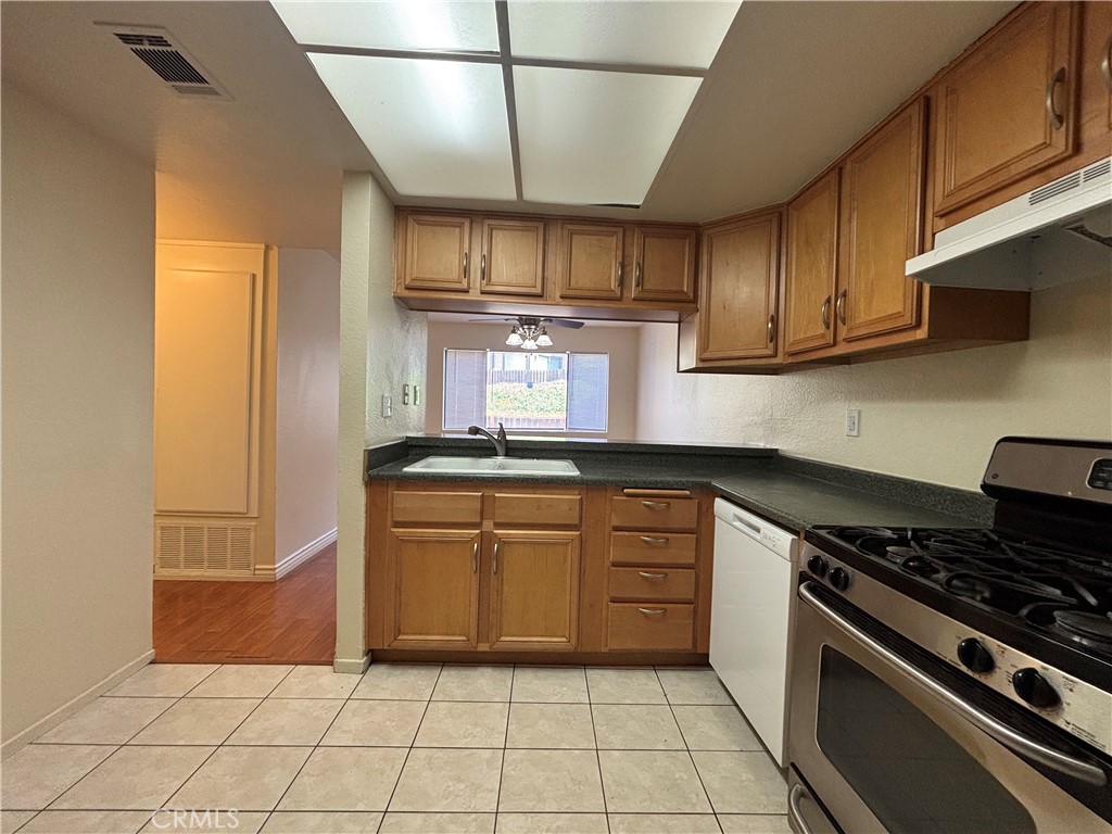 1991 Central Avenue Property Photo 9
