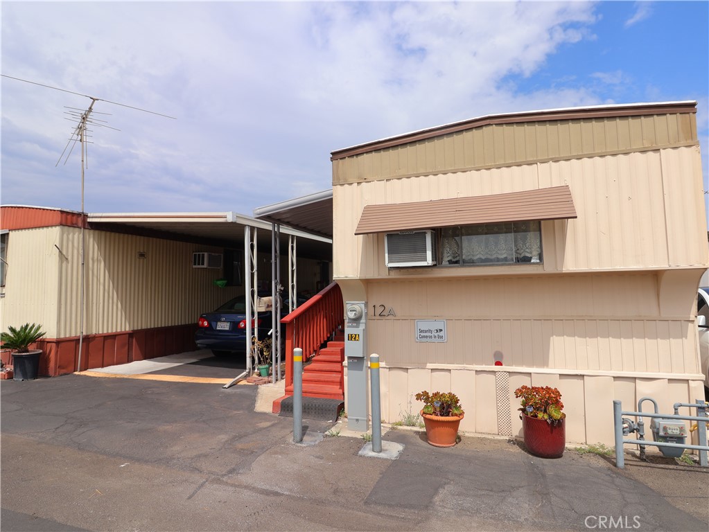 3026 Bartlette Ave Property Photo 1