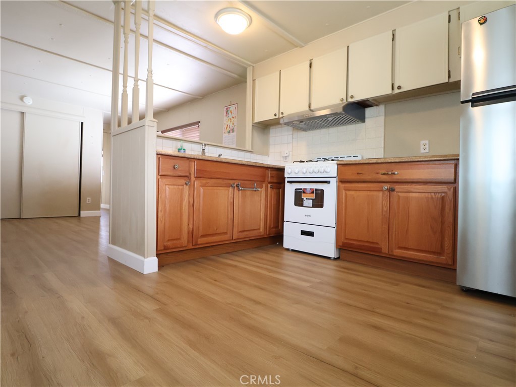 3026 Bartlette Ave Property Photo 5