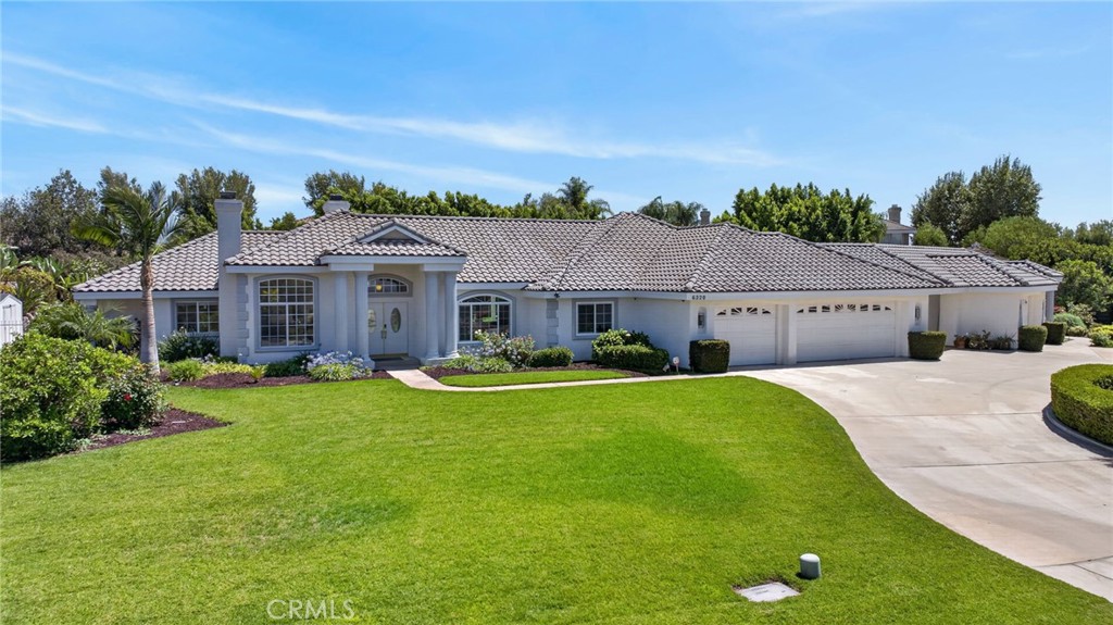 6220 Century Hill Property Photo 4