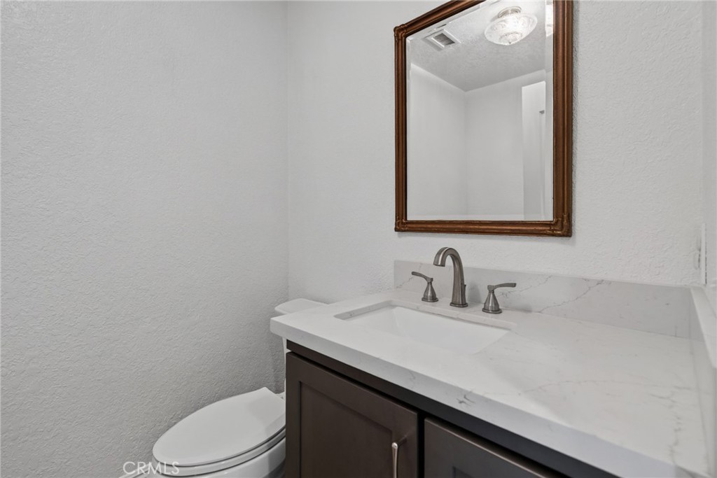 6220 Century Hill Property Photo 39