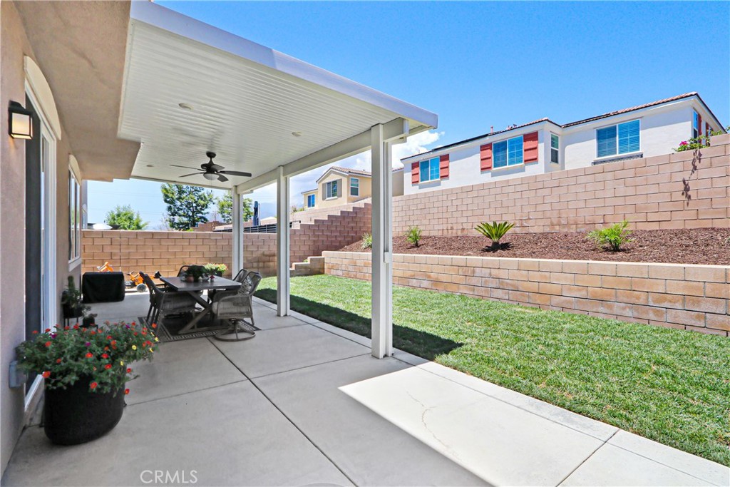 16256 Valley Oak Property Photo 3