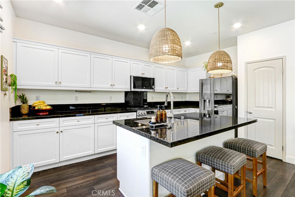 16256 Valley Oak Property Photo 9