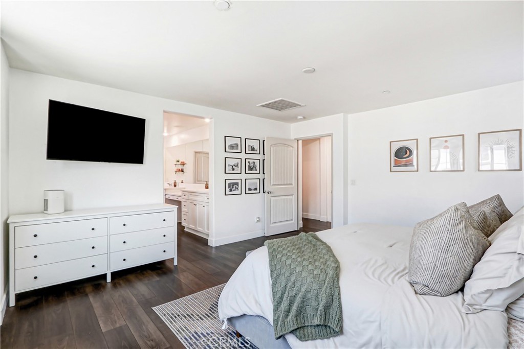16256 Valley Oak Property Photo 15