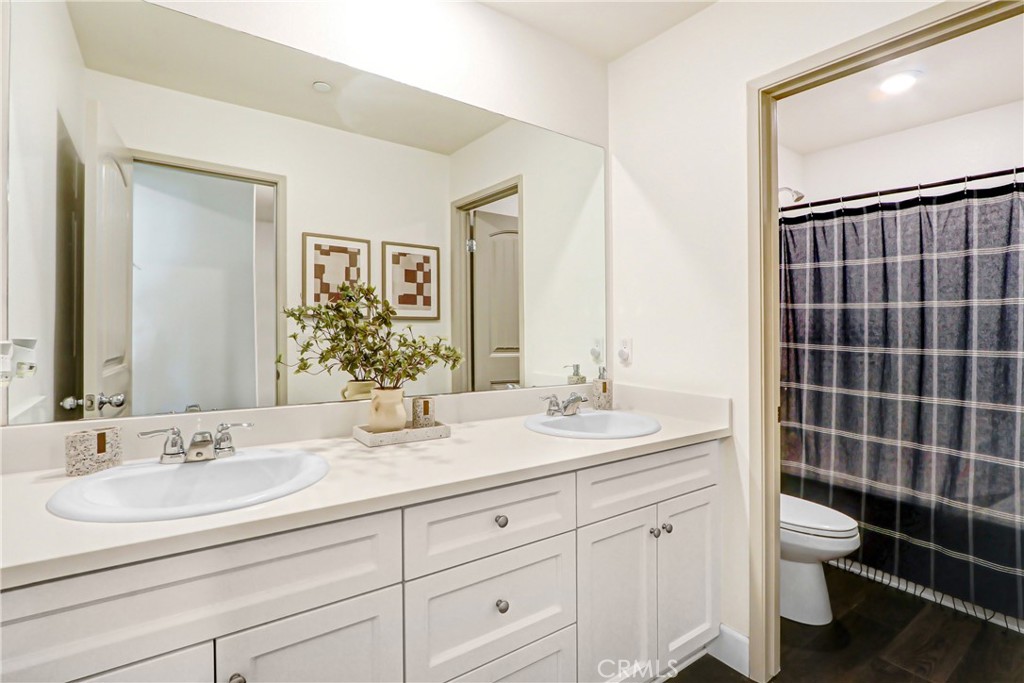 16256 Valley Oak Property Photo 23