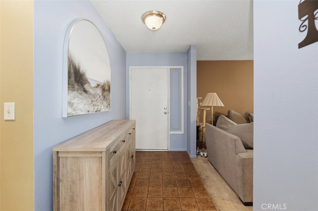 11087 58th Property Photo 3