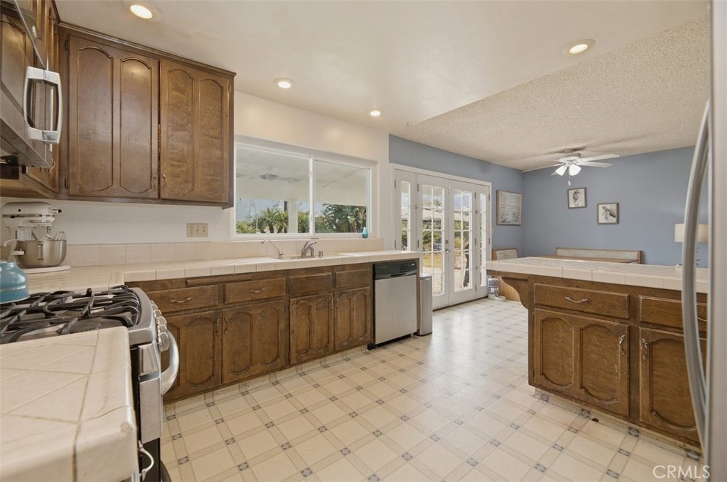 11087 58th Property Photo 10