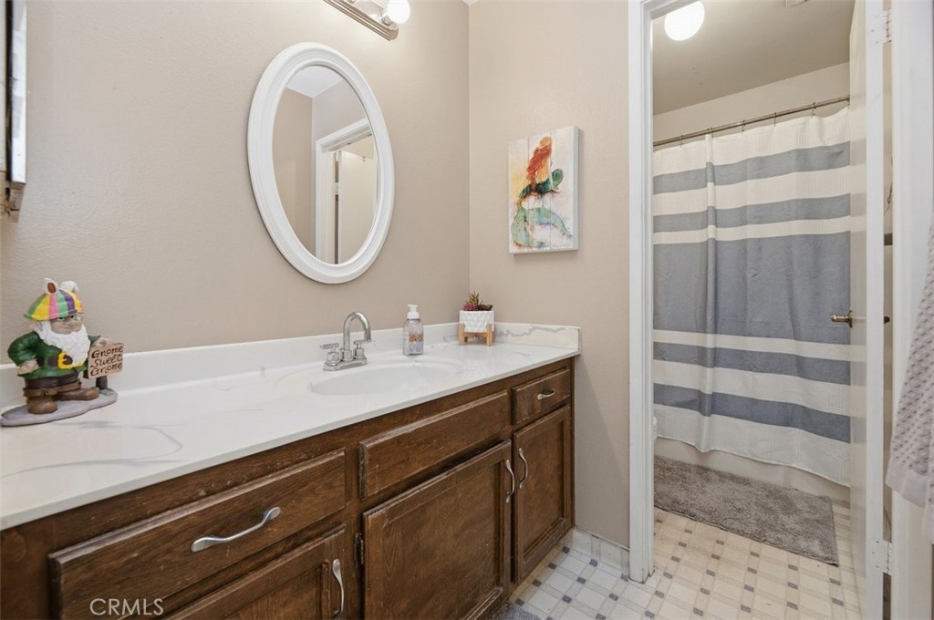 11087 58th Property Photo 16