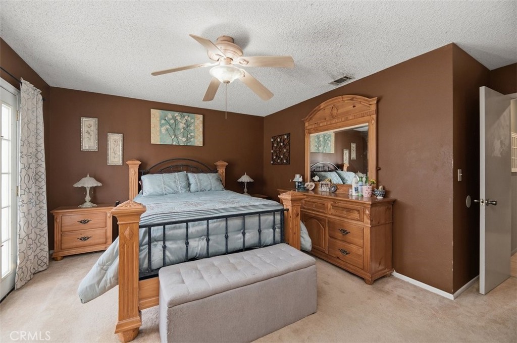 11087 58th Property Photo 17