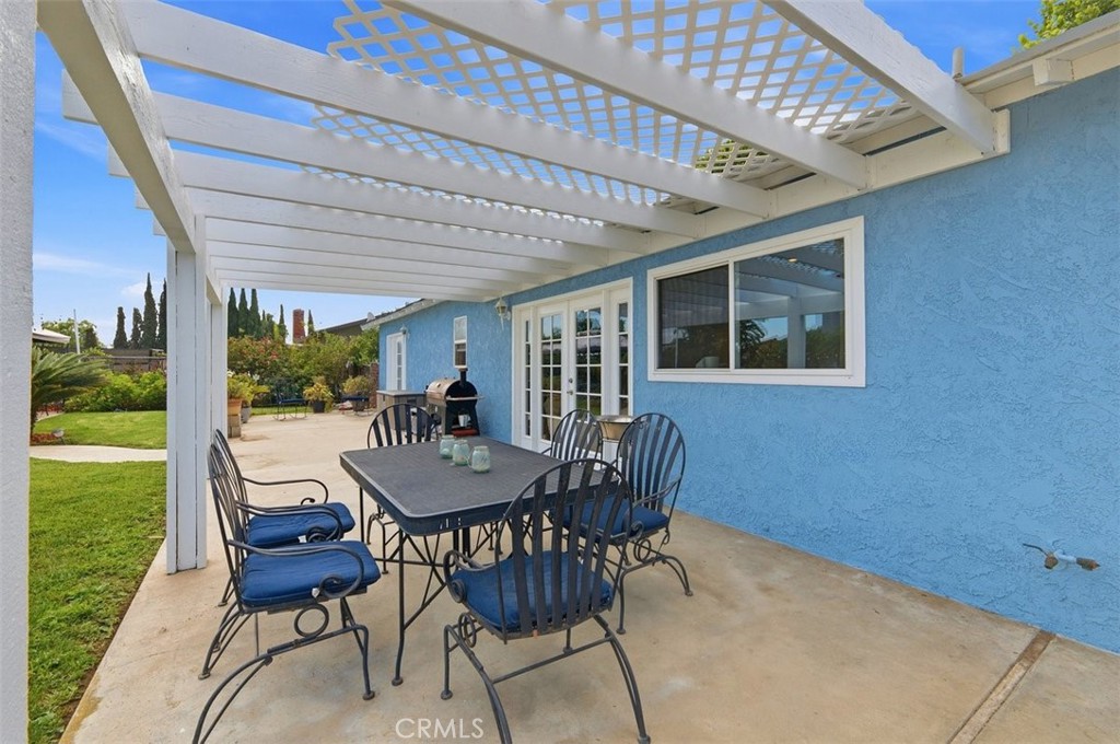 11087 58th Property Photo 21