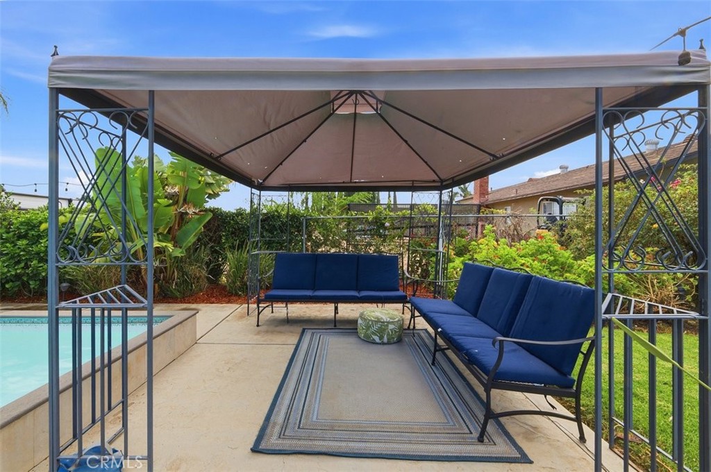 11087 58th Property Photo 24