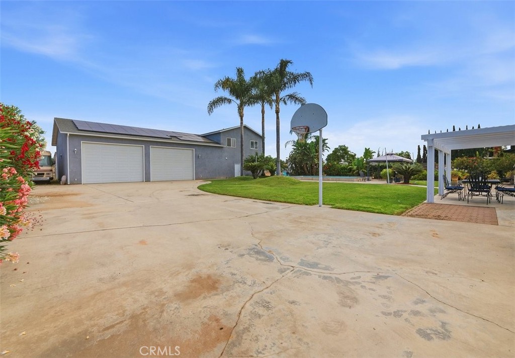 11087 58th Property Photo 28