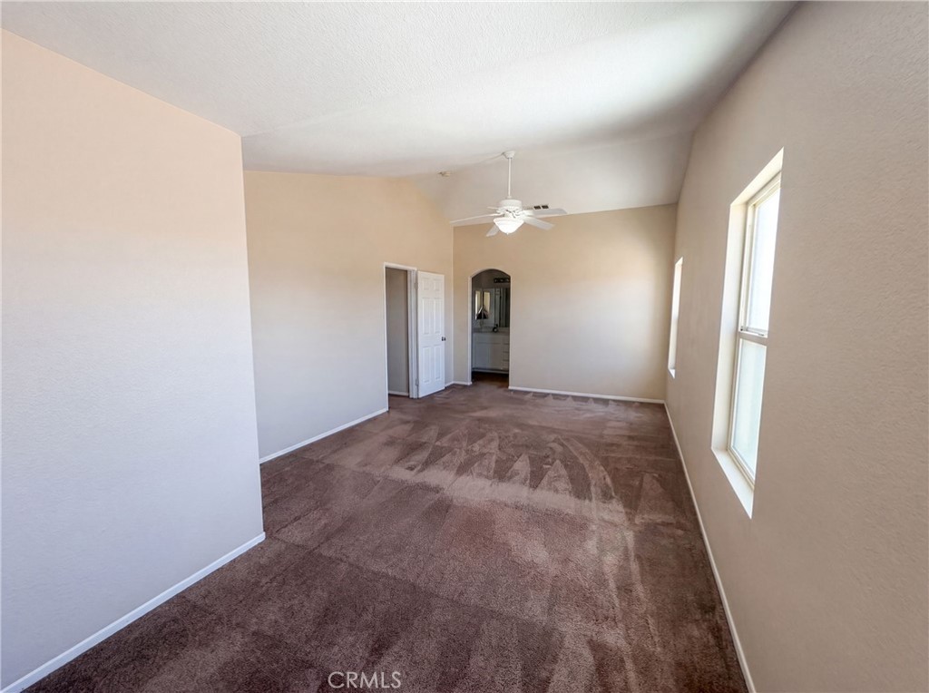 11401 Villa Property Photo 4