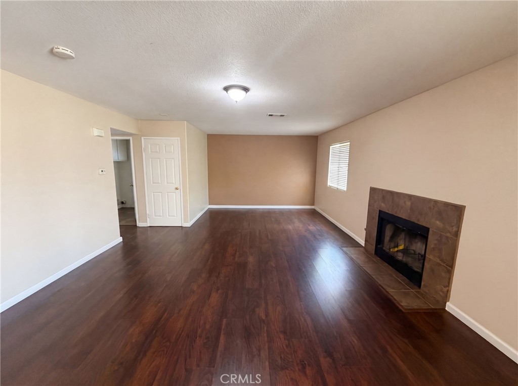 11401 Villa Property Photo 6