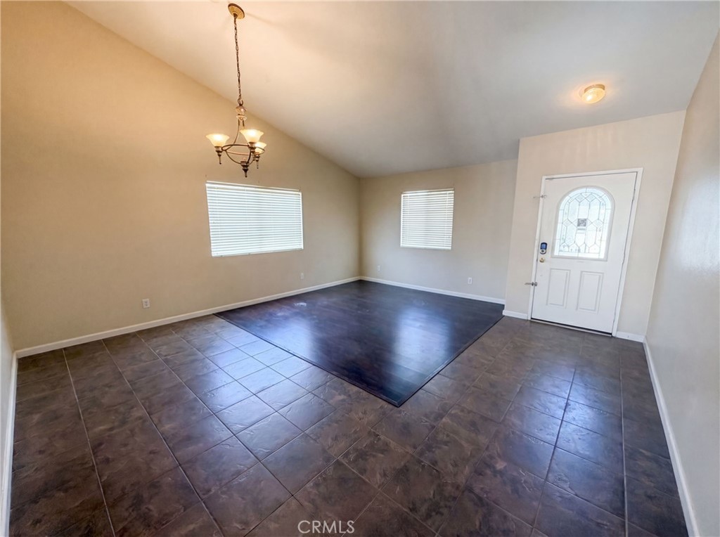 11401 Villa Property Photo 7