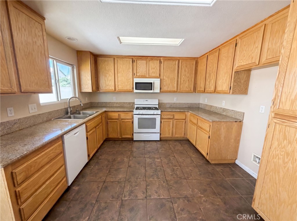 11401 Villa Property Photo 9