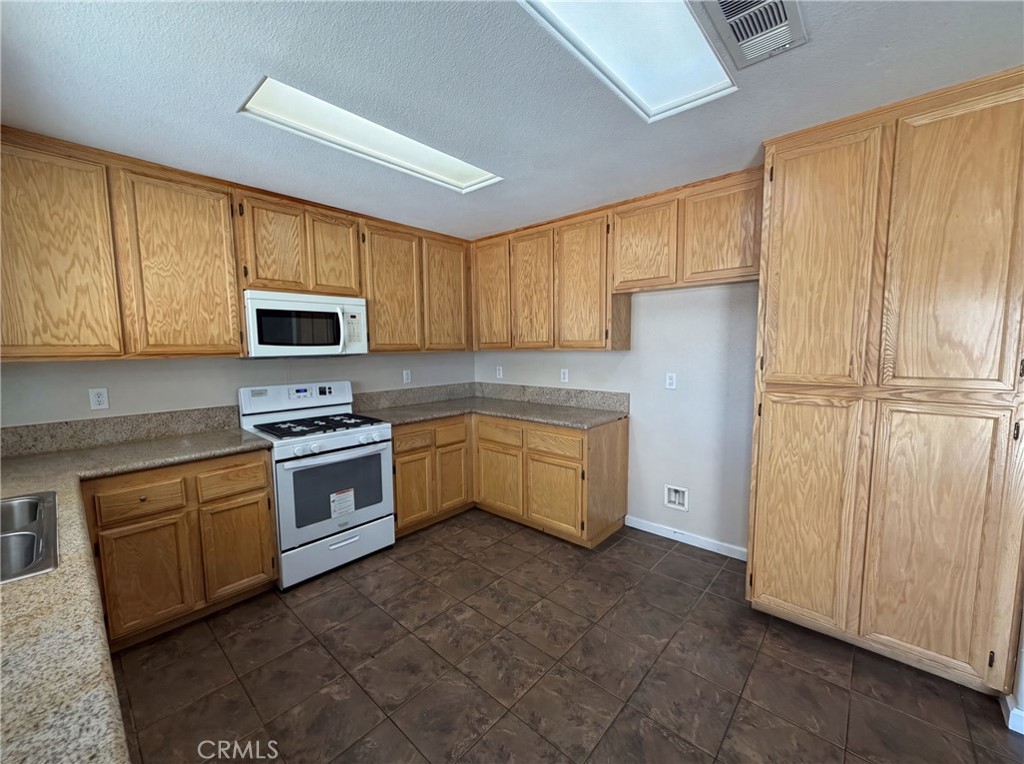 11401 Villa Property Photo 10