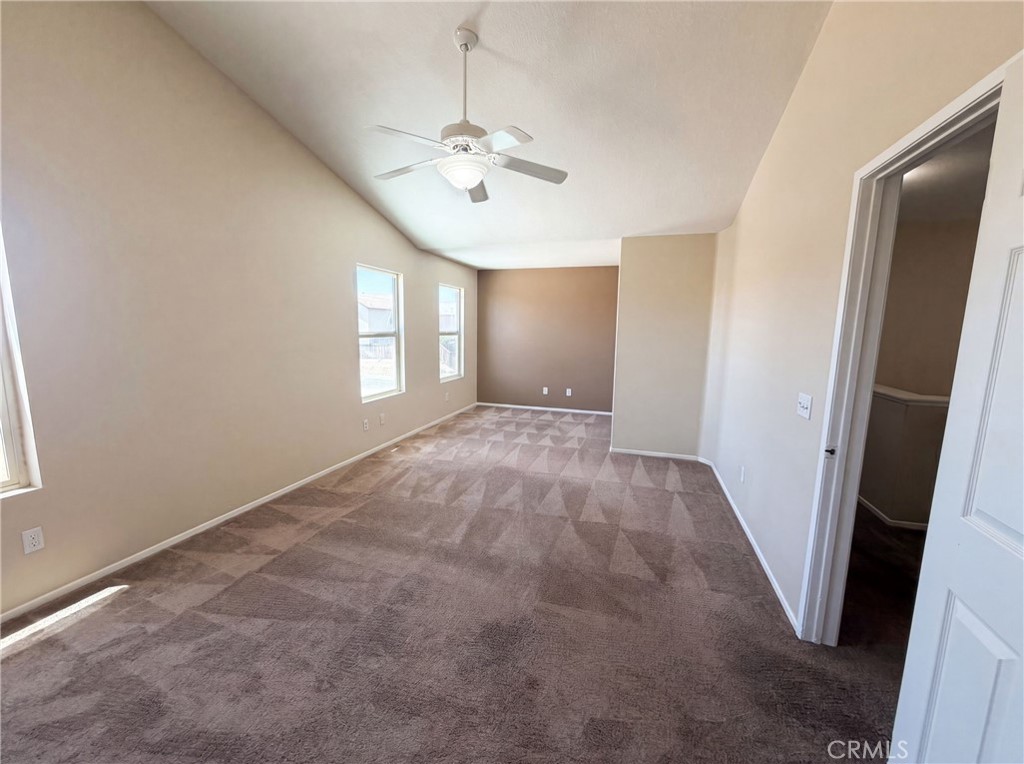 11401 Villa Property Photo 25