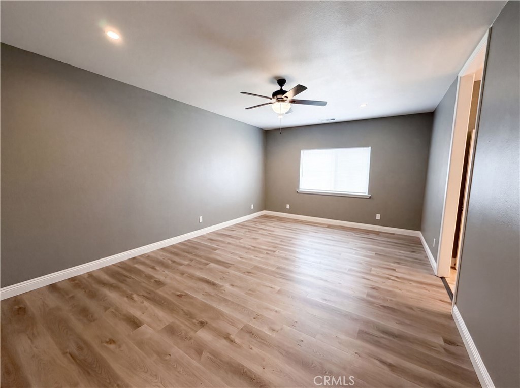 257 Sutter W Property Photo 15