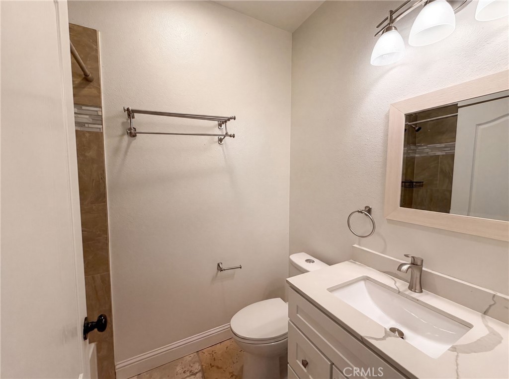 257 Sutter W Property Photo 18