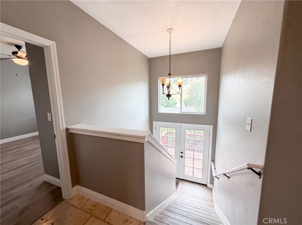 257 Sutter W Property Photo 21