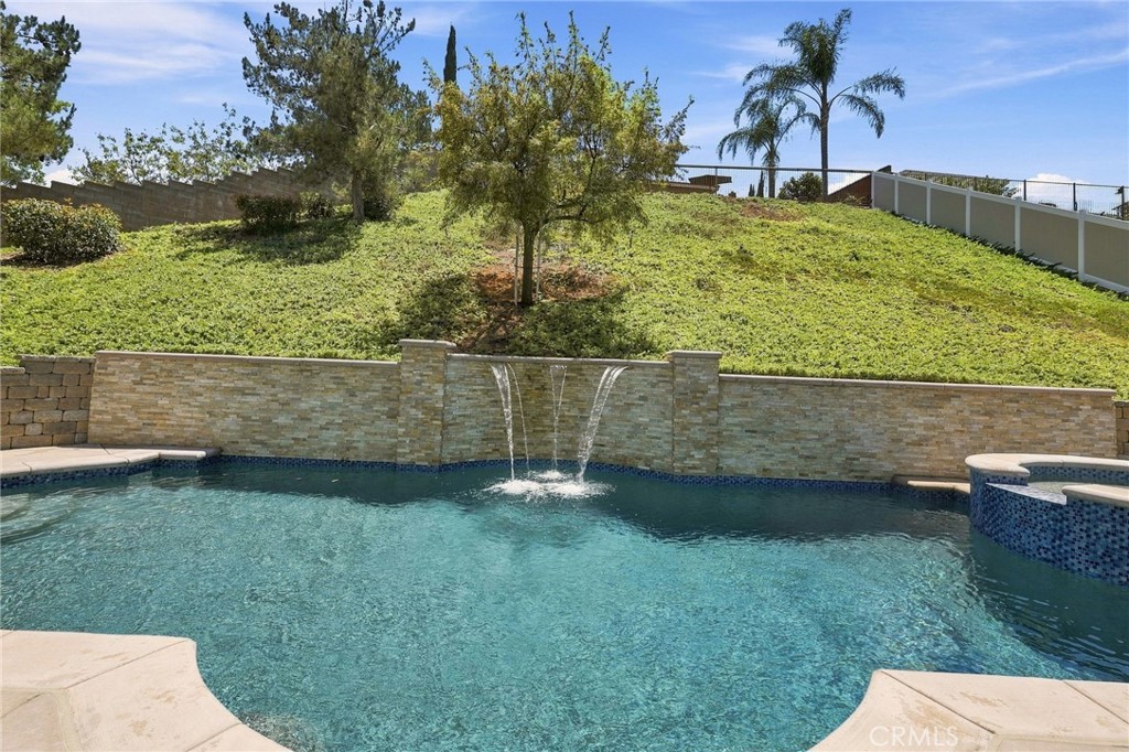 17213 Noble View Property Photo 37