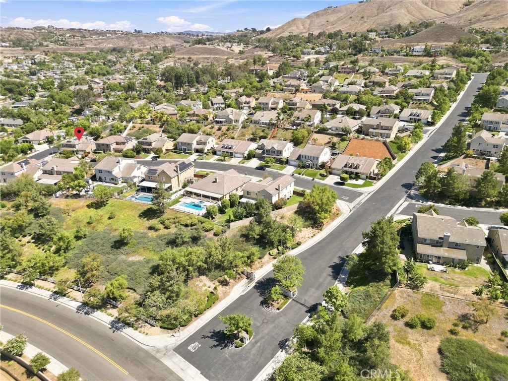 17213 Noble View Property Photo 47