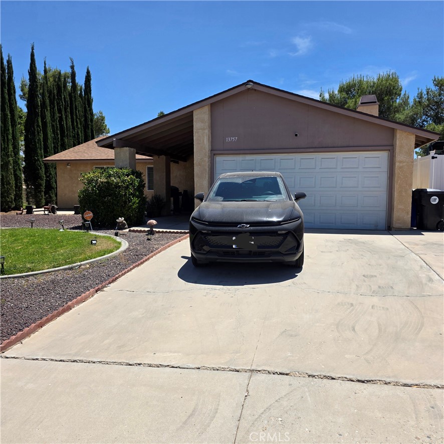 13757 Oakmont Property Photo 1
