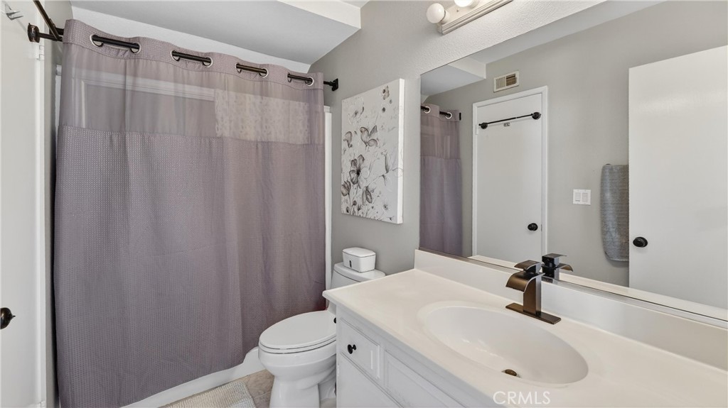 1913 W Wakeham Property Photo 8