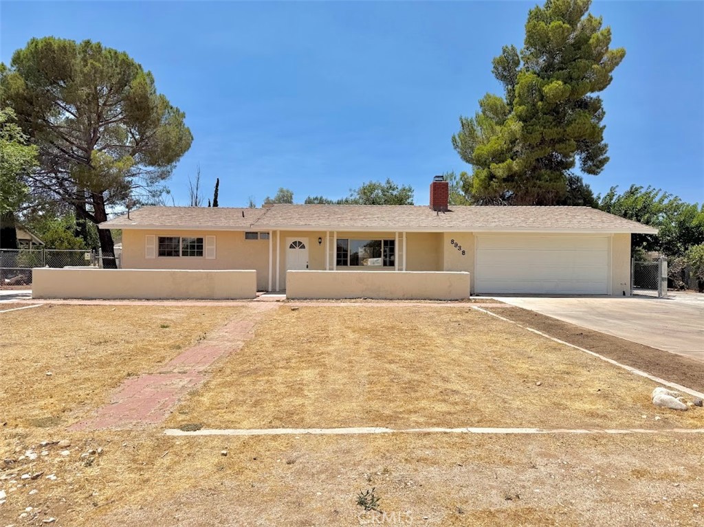 8938 Evergreen Property Photo 1