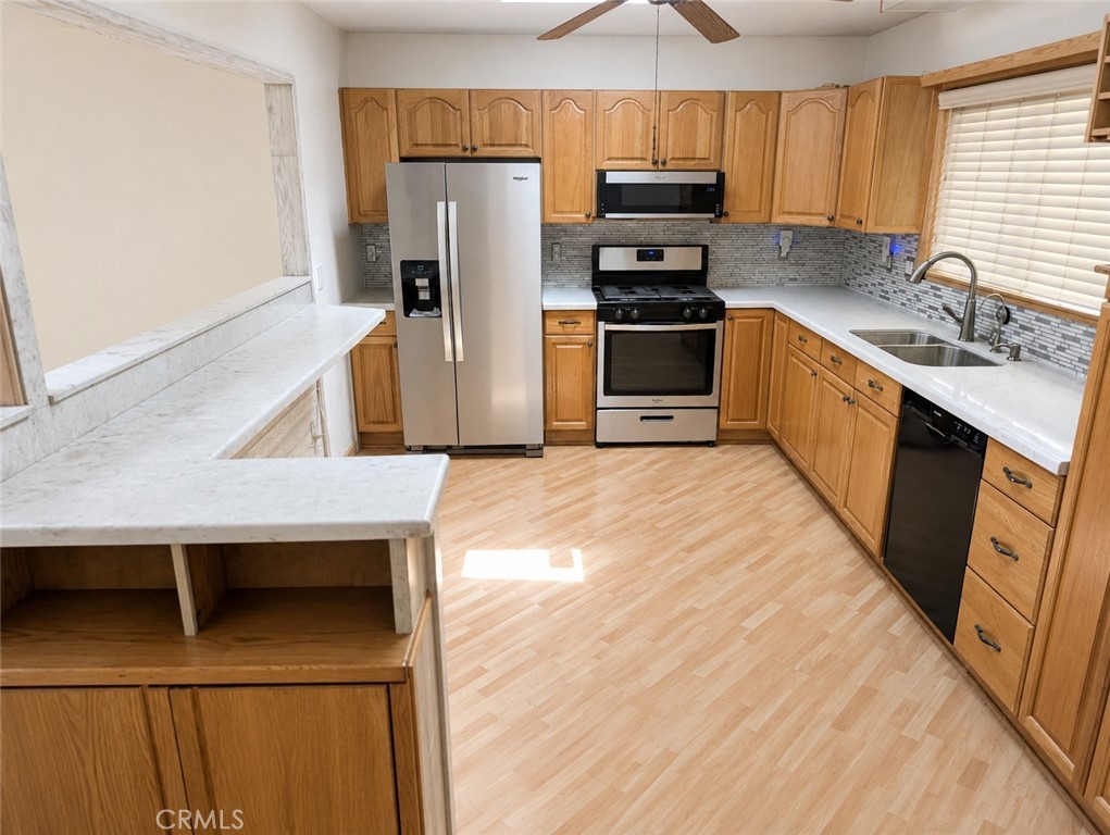 8669 Bennington Property Photo 6