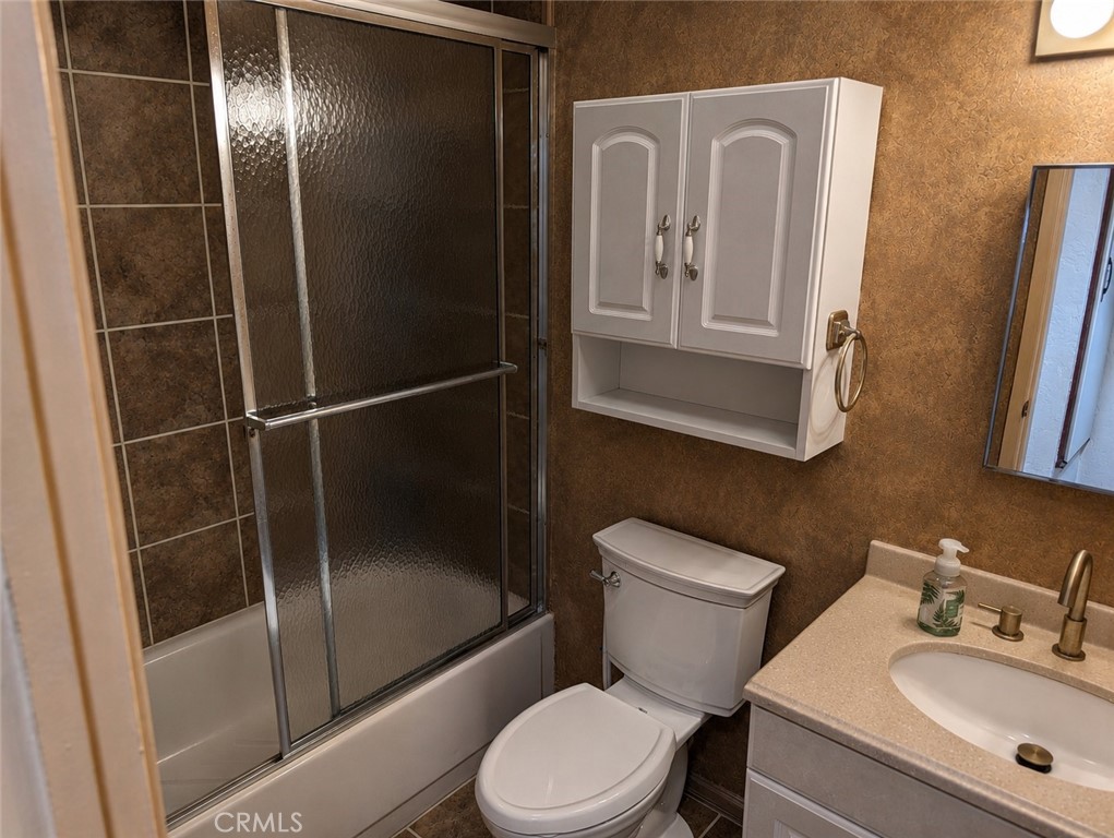 8669 Bennington Property Photo 14