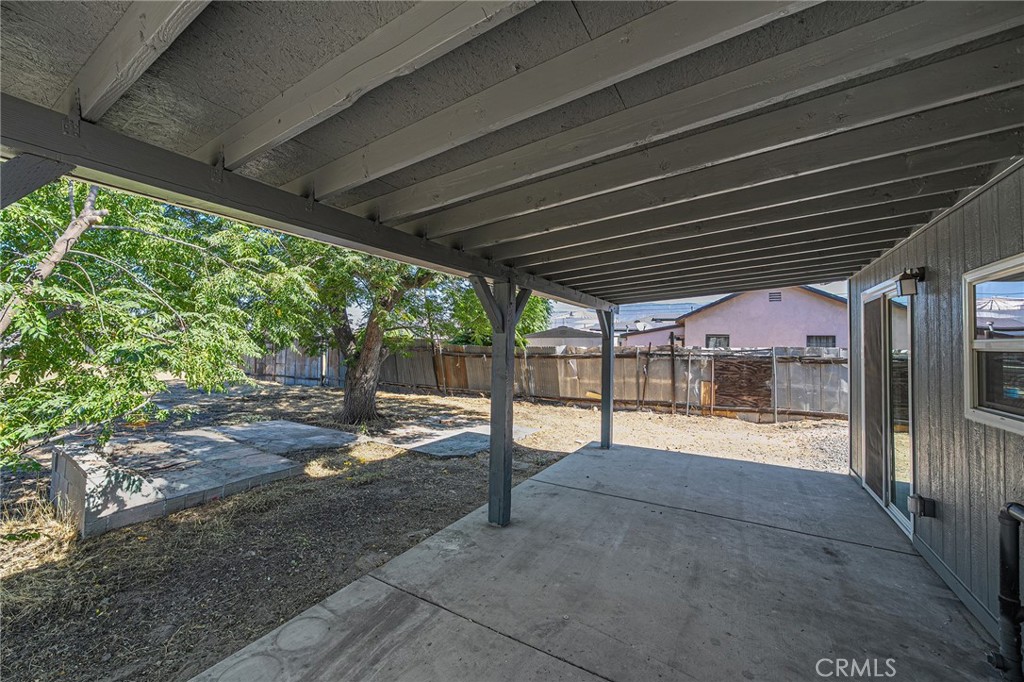 8052 Shirley Property Photo 17
