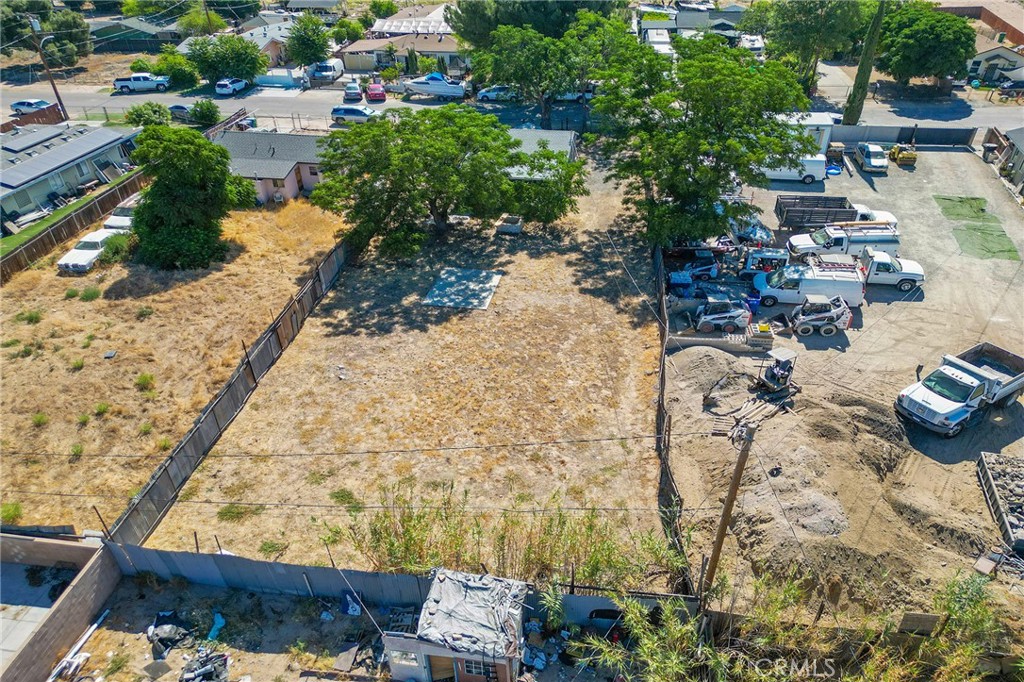 8052 Shirley Property Photo 22