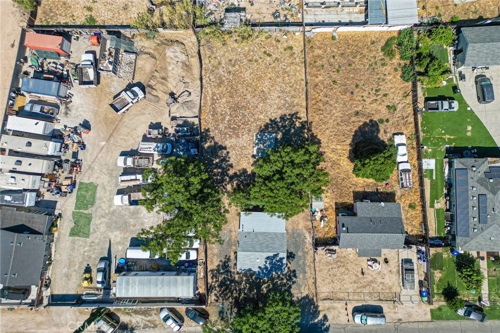 8052 Shirley Property Photo 24