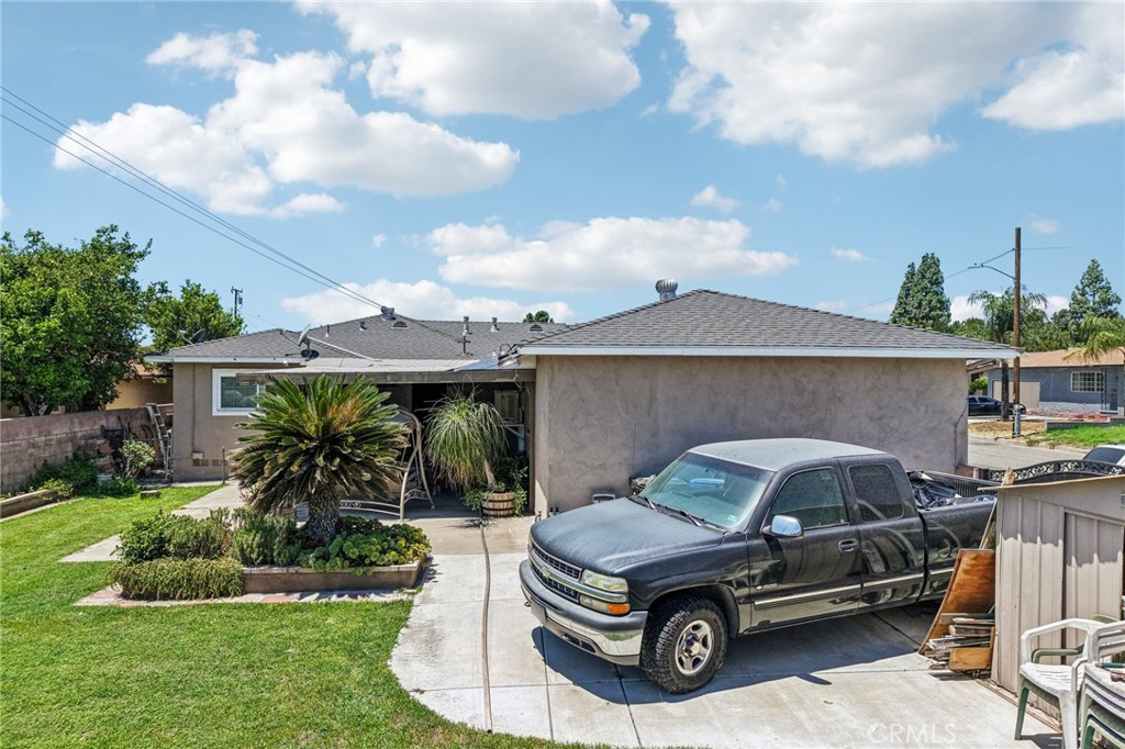 9929 Claremont Property Photo 43
