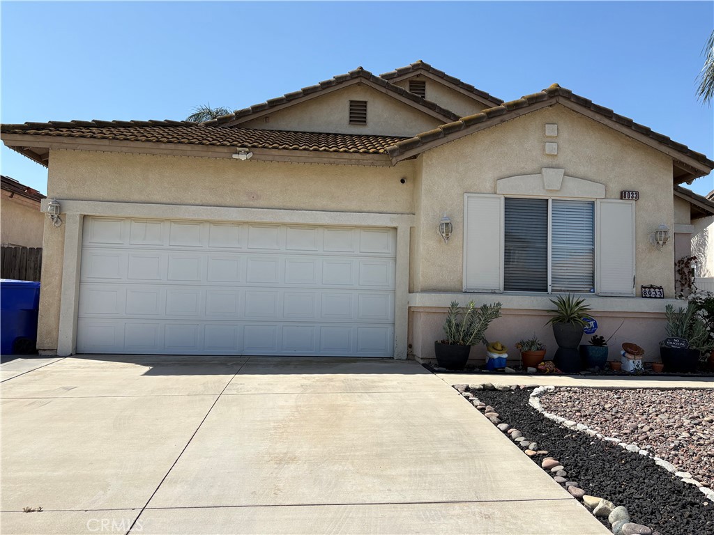 8033 David Way Property Photo 2