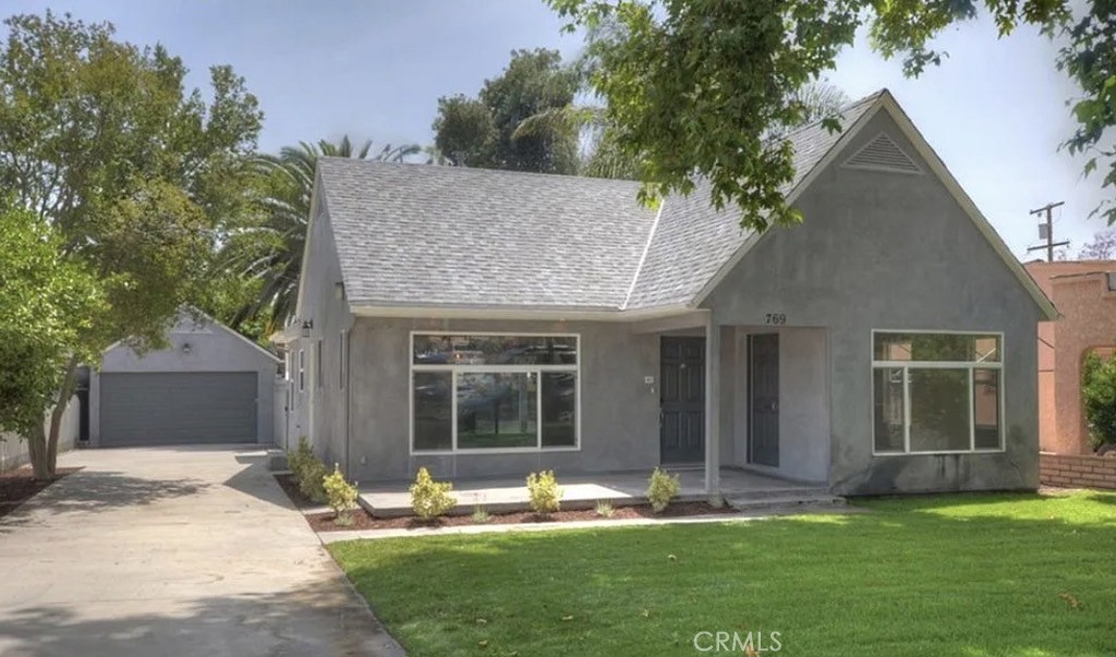 769 W 20th Street Property Photo 1