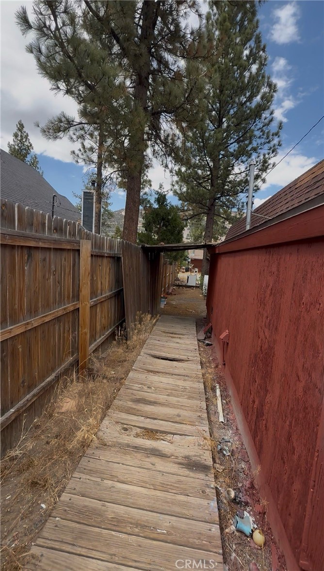 440 E Meadow Property Photo 9