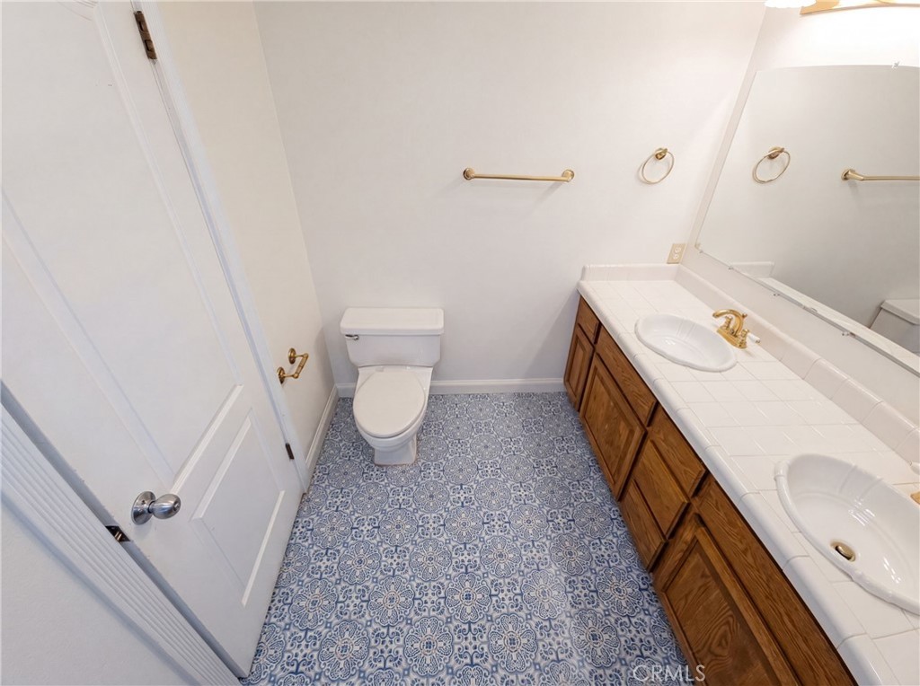 472 Brentwood Property Photo 17