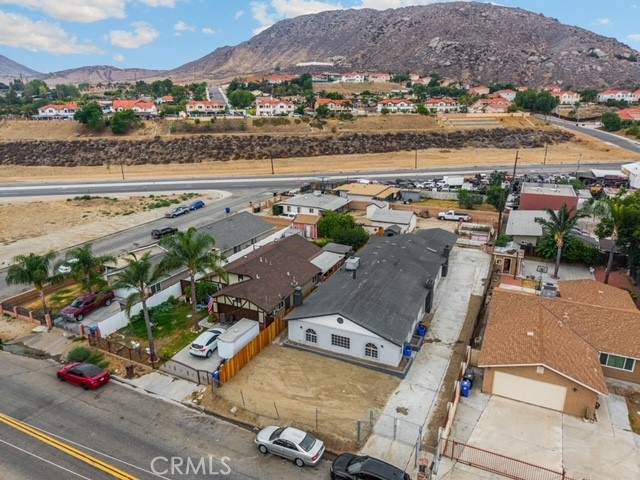 11988 Pepper Property Photo 18