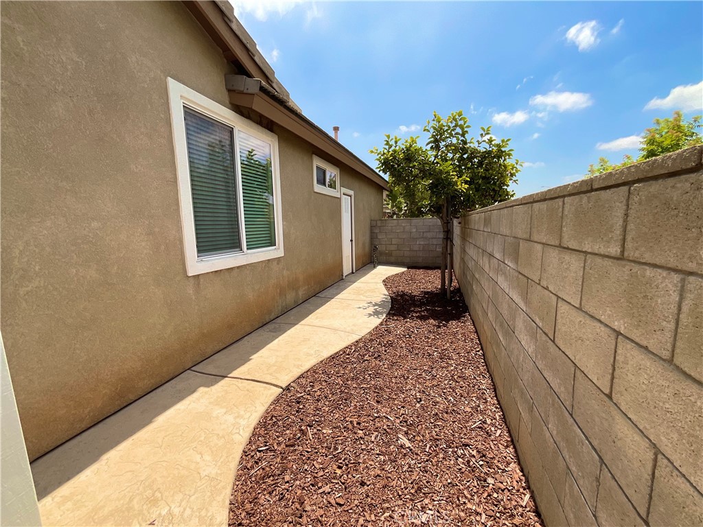 7142 Hidden Court Property Photo 32