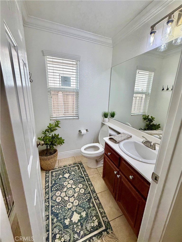 32587 Winterberry Ln Property Photo 5