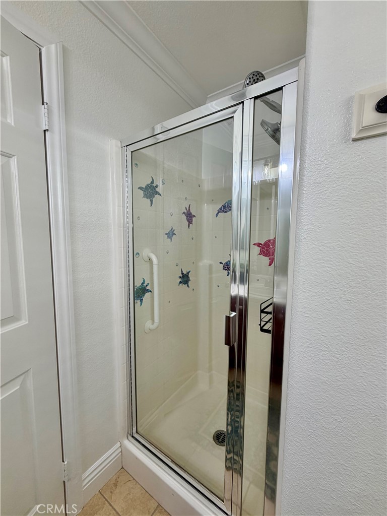 32587 Winterberry Ln Property Photo 6