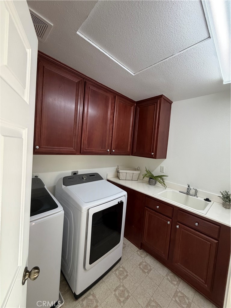 32587 Winterberry Ln Property Photo 21