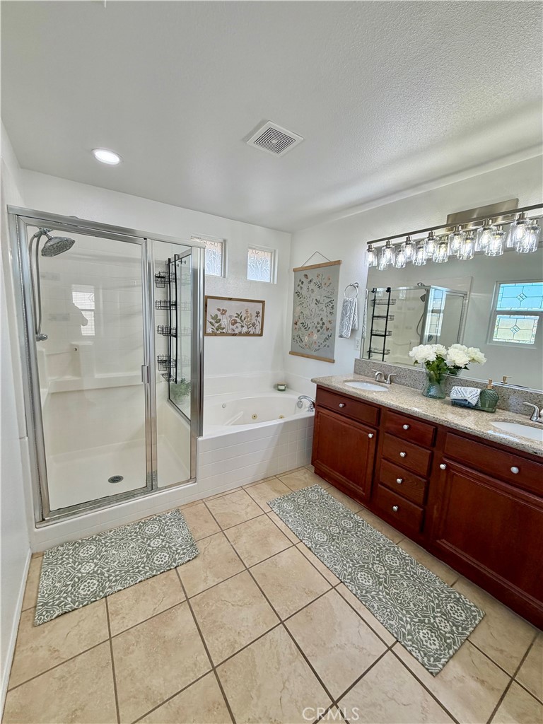 32587 Winterberry Ln Property Photo 27