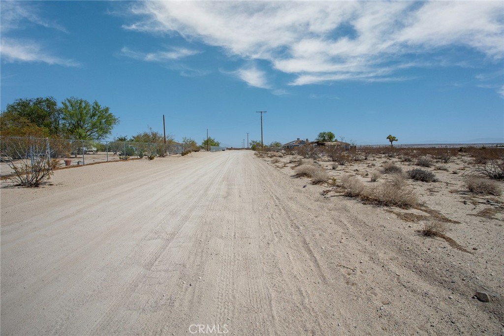 62826 Moonlight Mesa Street Property Photo 4