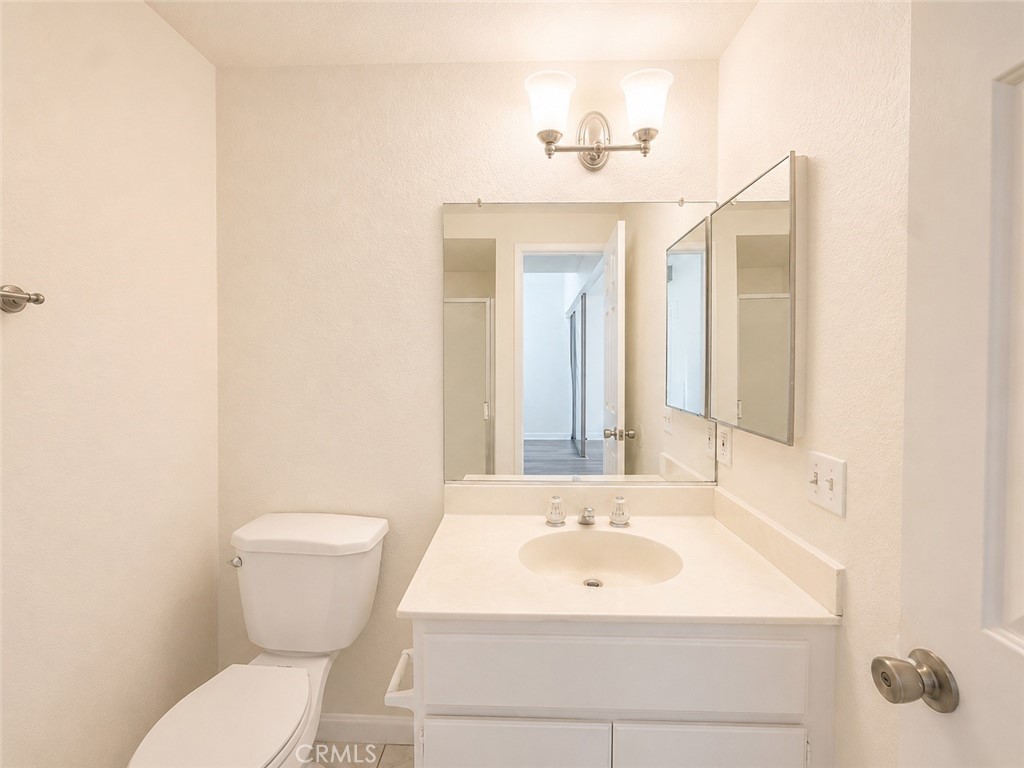 24051 Fir Property Photo 13
